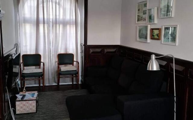 Rosa Biscoito Suites