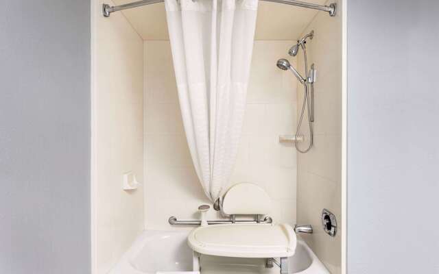 AmericInn by Wyndham Madison West