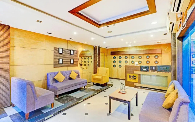 OYO 78582 SilverKey Hotel Mayfair Tower