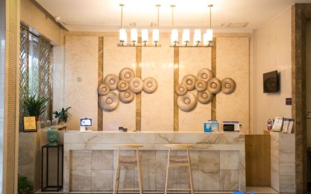 Yue Hai Jing Cheng Bo Yue Hotel