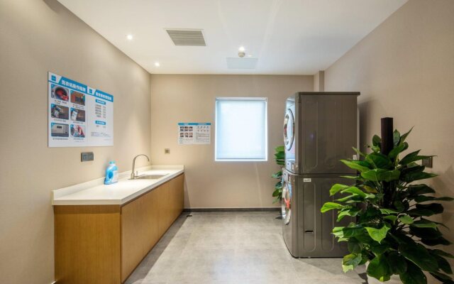 Holiday Inn Express Shaoxing Paojiang by IHG