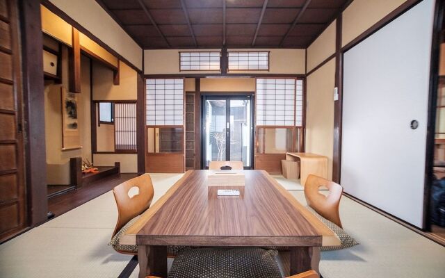 Yamashinaya