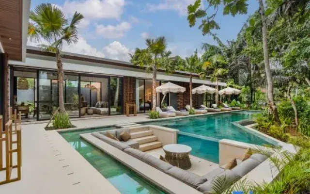 Villa Lumen by BaliSuperHost