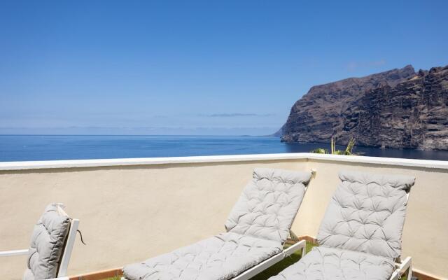 Fabuloso ático con vistas al mar by Edén Rentals