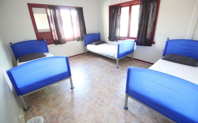 Asylum Cairns Hostel
