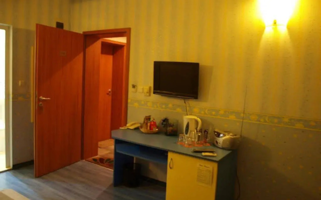 Paralax Hotel