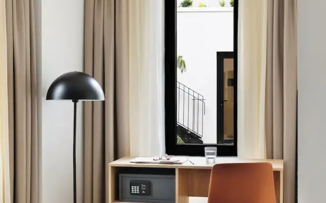 Yvette Hotel Porte de Versailles, Sonder by Marriott Bonvoy