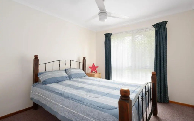 Seascapes Tin Can Bay