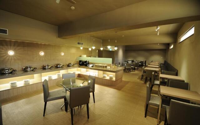 The Riverside Hotel Hengchun