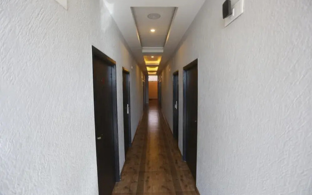 OYO 10222 Hotel Anbu Park