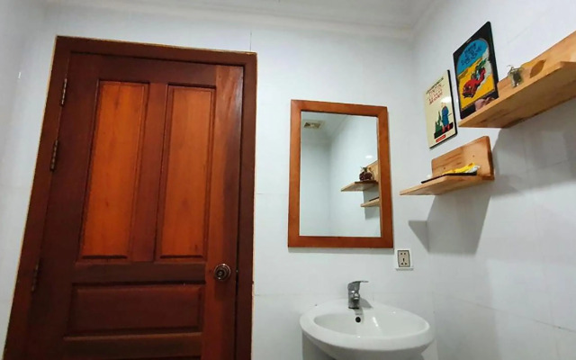 The Golden Gecko Villa