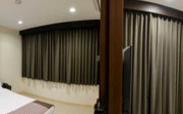 The Pad Silom Convent Serviced Apartment