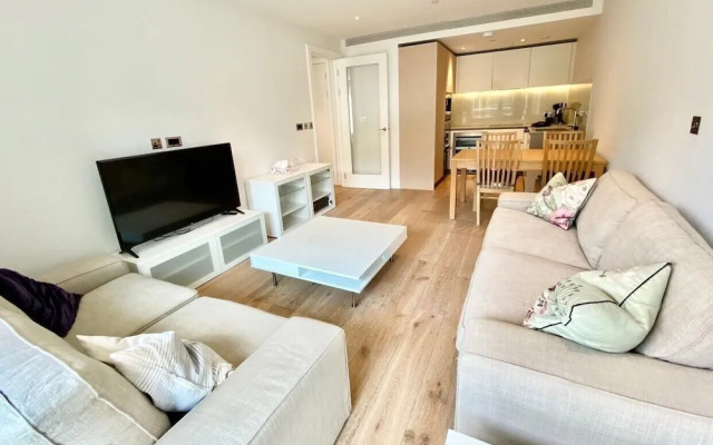 Stylish 2 Bed Flats Near US Embassy