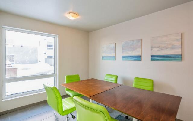 Minneapolis | Campus Studio U of M Apartment