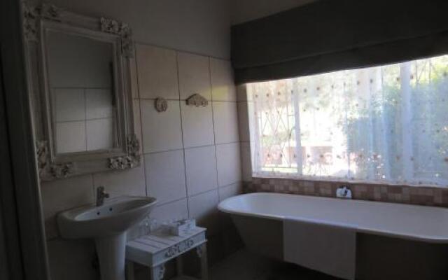 Rohrs Farm Guesthouse