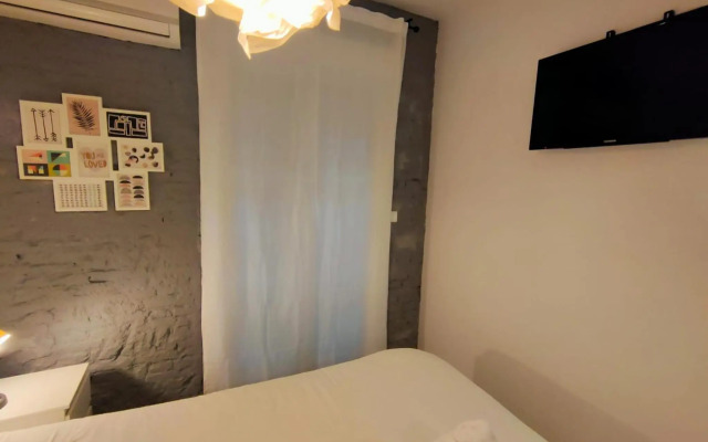 Pequeño Alojamiento con Mini Piscina - NO climatizada