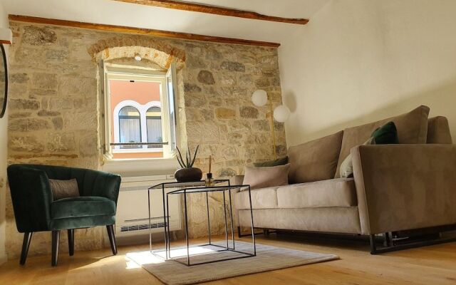 The Suites at Central Split