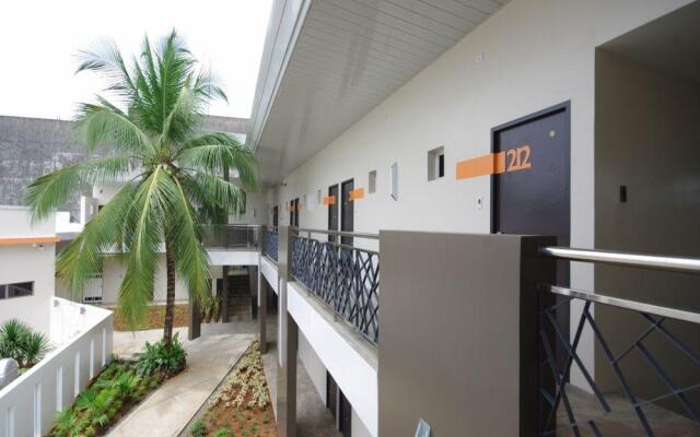 Yhotel