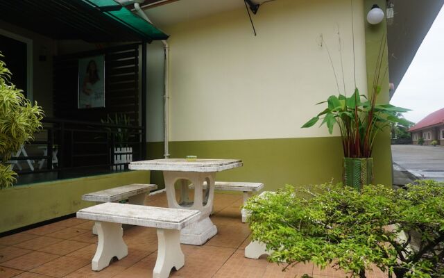 Palmy Resort Hotel