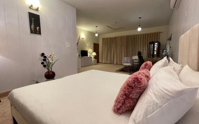 The Life Style Lodges