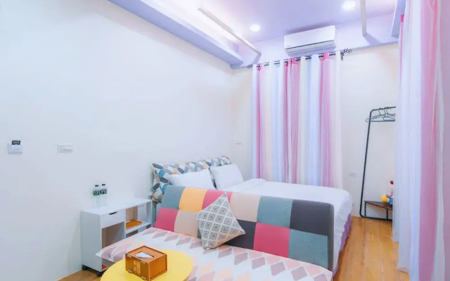 Hello Inn - Hostel