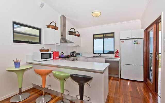 Moreton View