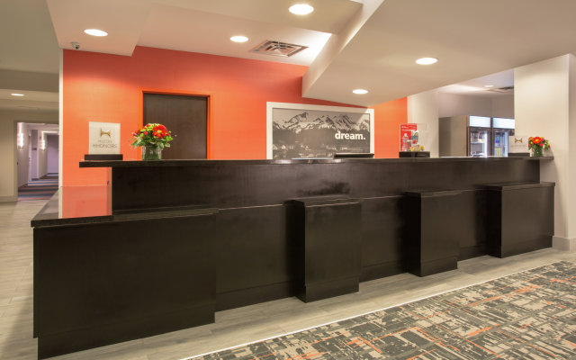 Hampton Inn & Suites Denver-Downtown