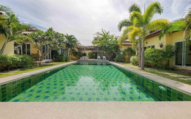 Paradee Resort Hua Hin