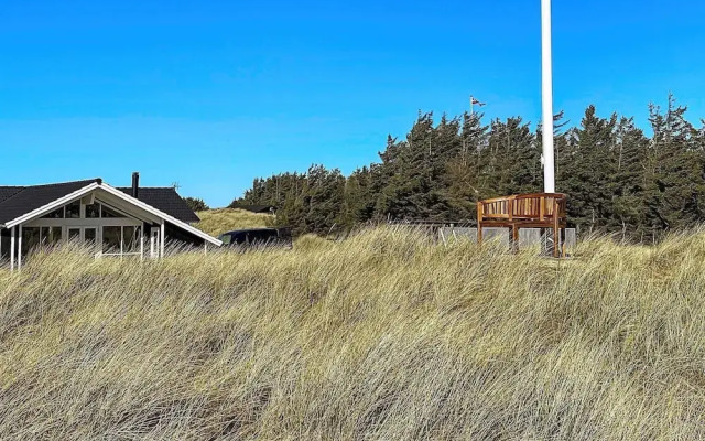 10 Person Holiday Home in Lokken-by Traum
