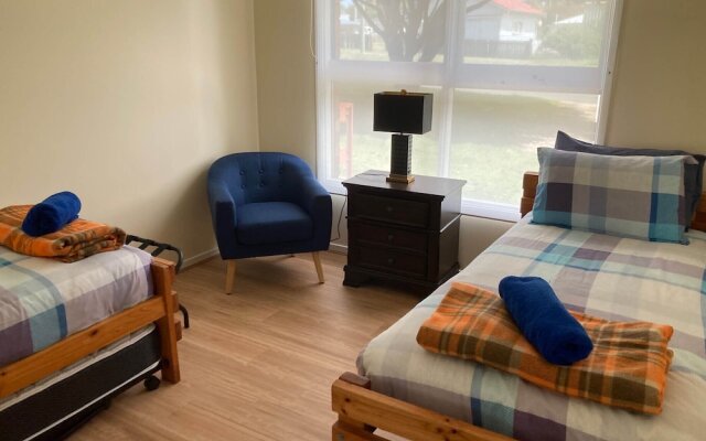 Bruces Waterside Units