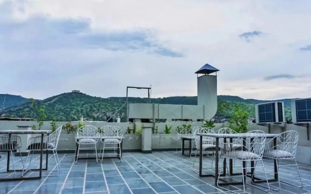 The Raas Mahal