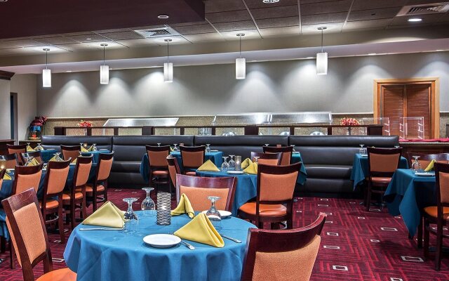 Crowne Plaza Newark Airport by IHG