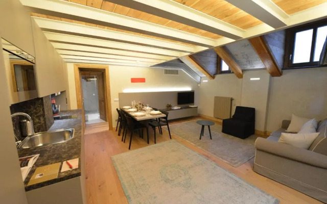 Le Reve Charmant Apartments