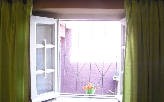 Hostal La Antigua - Hostel