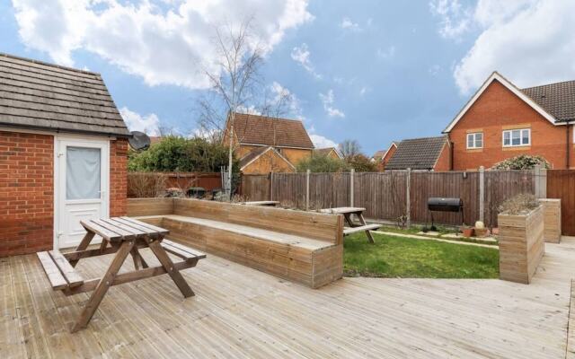 Large 5BR Home in Bedford Ideal for big Groups