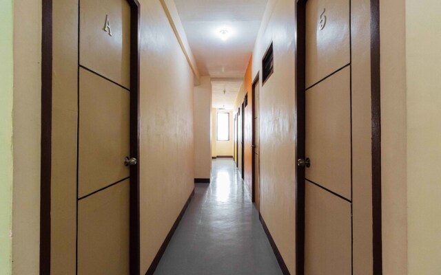 RedDoorz @ Fuente Circle Cebu