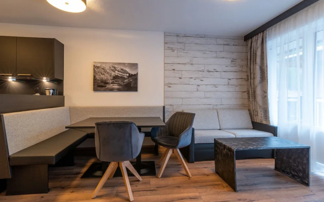 A CASA Rubin Chalet & Studio Resort