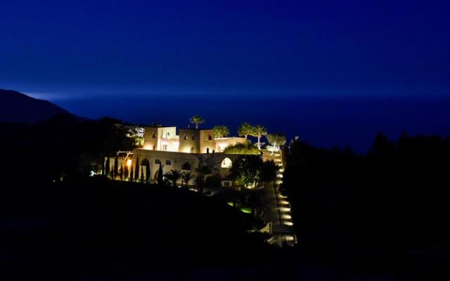 Villa Kete Deluxe Rooms