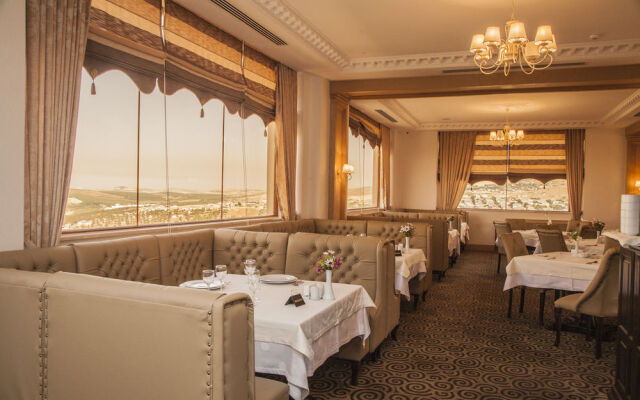 Shirvan Hotel & SPA