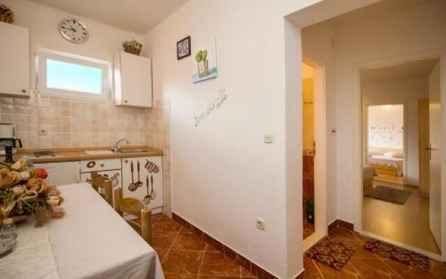 Apartment & Rooms Marigold
