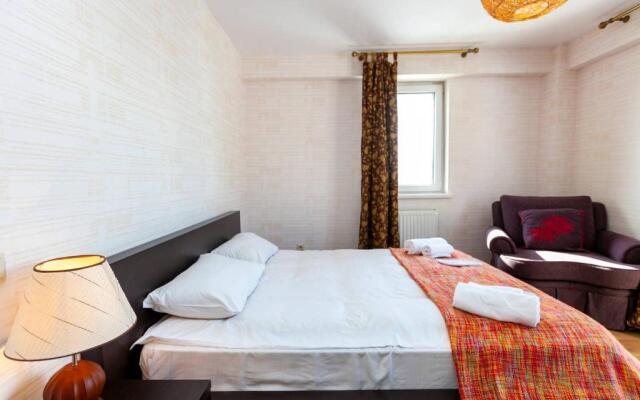 Bright And Cozy 2Br Apt. W Balcony In Gudauri