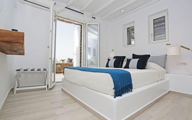 Waterfront Villa Angelika Pink Pelikan