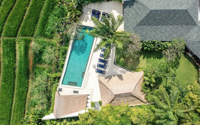 Villa Kubu Dewi Sri by Villa Finder