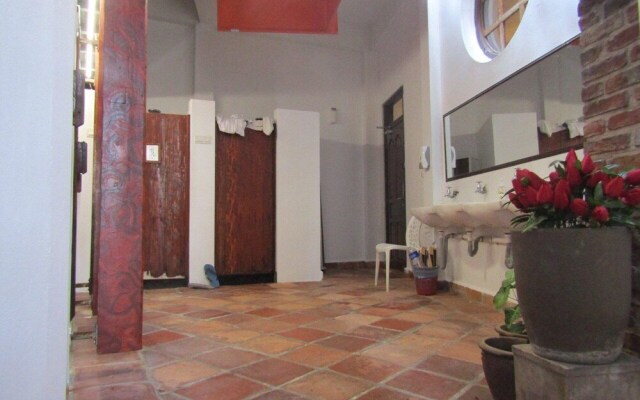 SPOT ON 90194 Lincoln's Backpacker's