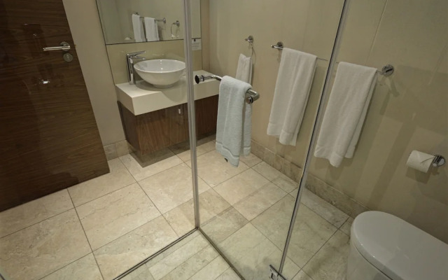 Canal Quays Luxury Apartments