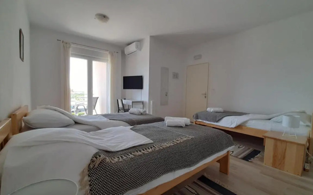 Posteja Rooms