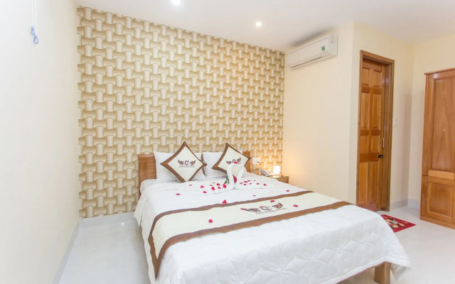 Dam Phuc Hotel