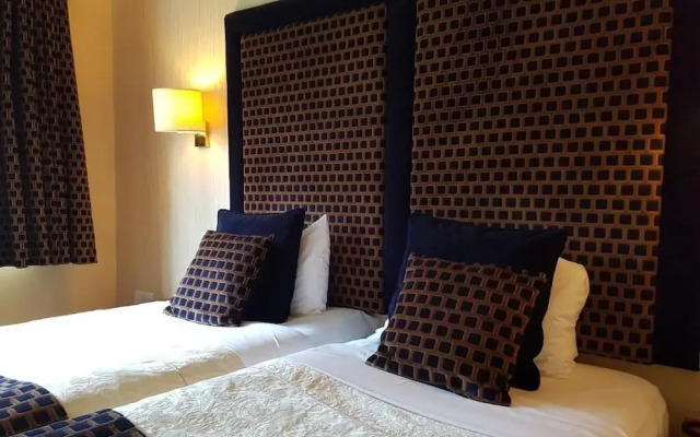 The Carlton Park Hotel