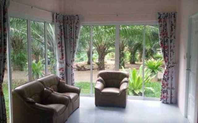 OYO 573 Proundpat Resort