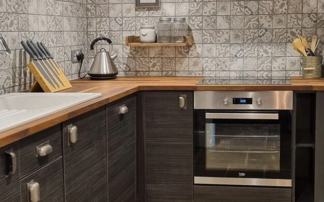 The Threshing Barn at Penrhos Court